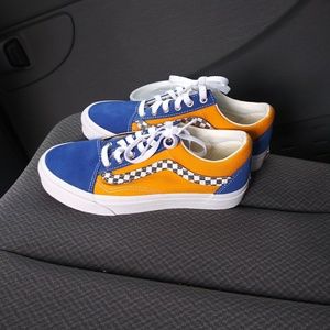Vans
